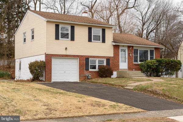 26 WOODLYN AVE, Willow Grove, PA 19090