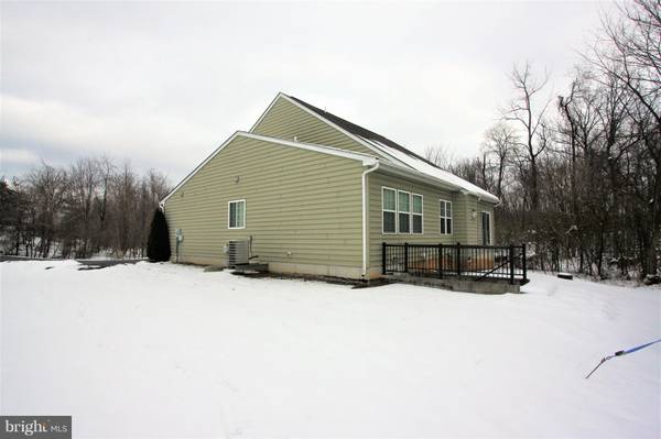 Martinsburg, WV 25403,66 BRIGHT CHERRY CT