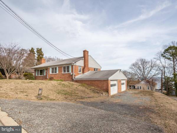 3505 BAYVIEW DR, Chesapeake Beach, MD 20732