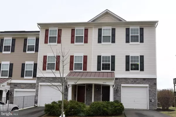 2906 CHINKAPIN OAK LN, Woodbridge, VA 22191