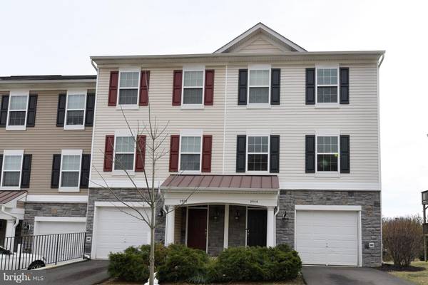 2906 CHINKAPIN OAK LN, Woodbridge, VA 22191