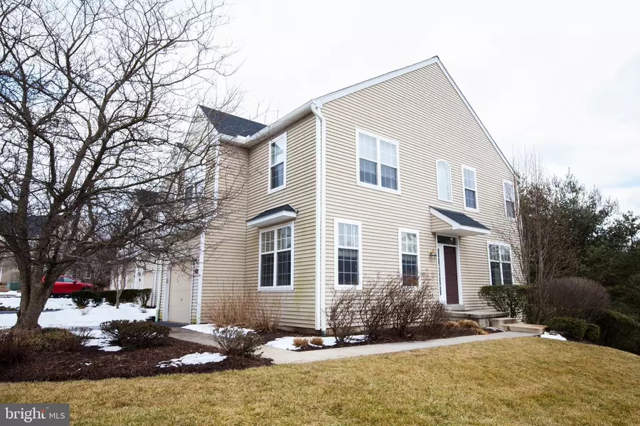 400 LAKE GEORGE CIR, West Chester, PA 19382