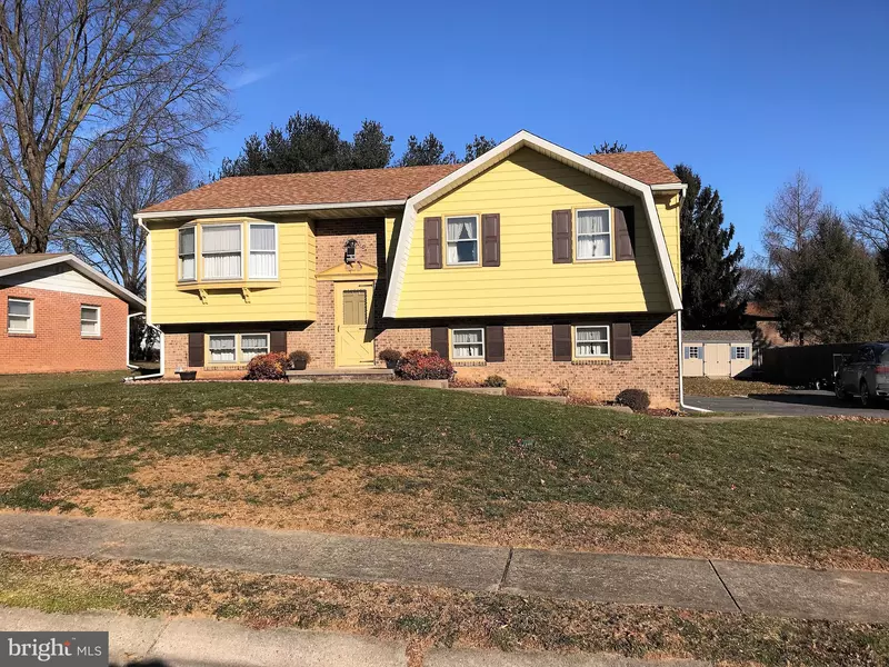 481 PARKWYNNE RD, Lancaster, PA 17601