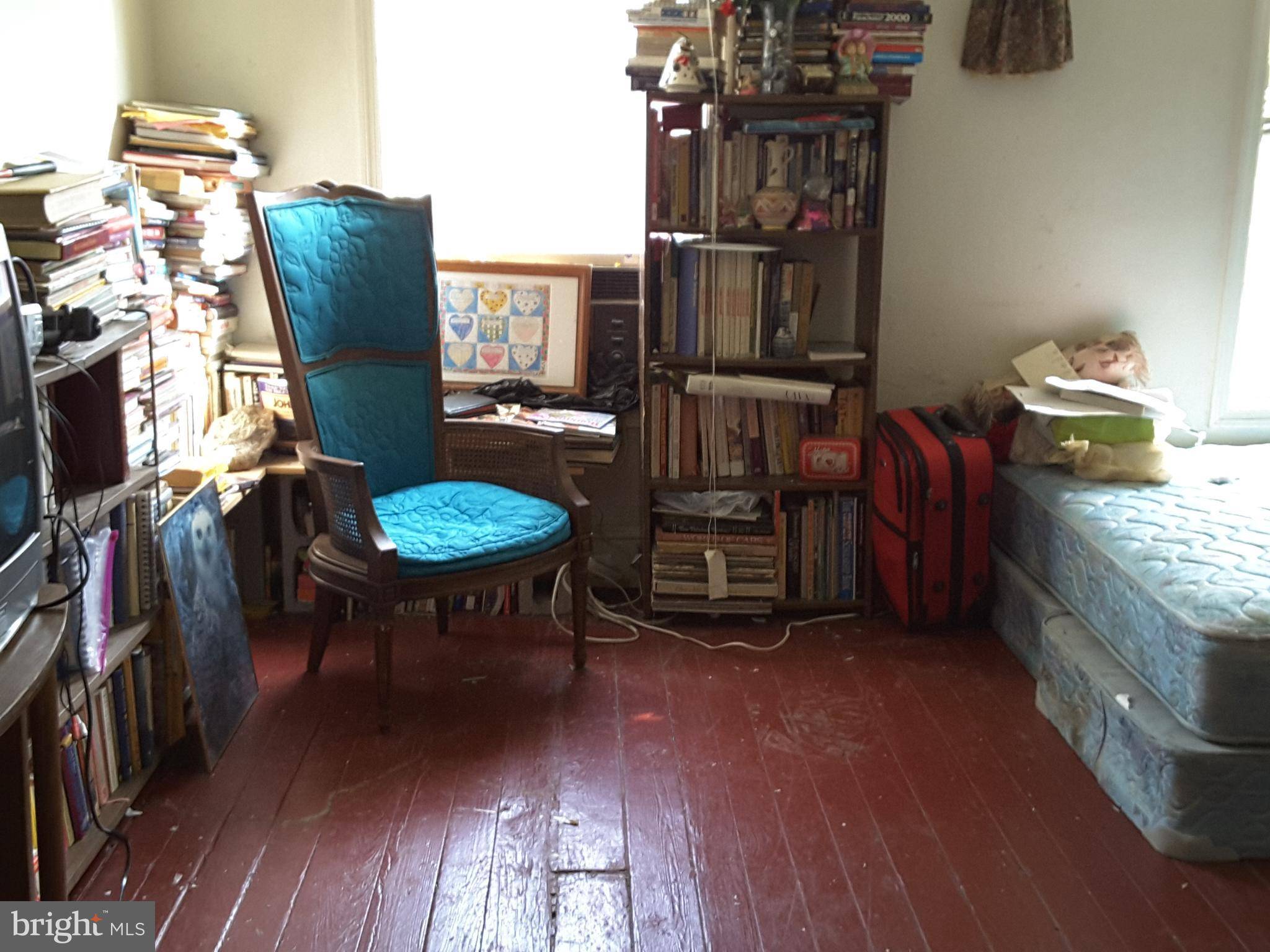 Philadelphia, PA 19144,45 E COLLOM ST