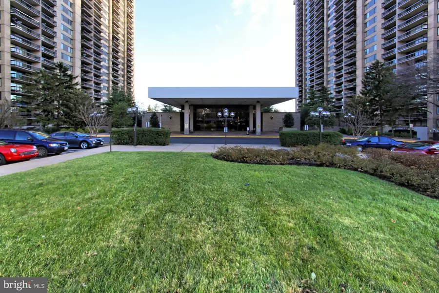 3705 S GEORGE MASON DR #2314S, Falls Church, VA 22041