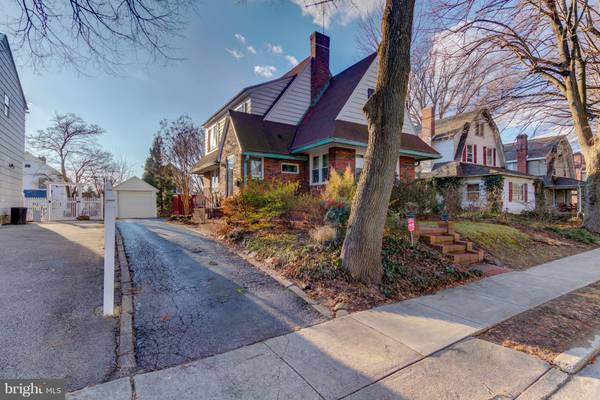 Drexel Hill, PA 19026,828 EDMONDS AVE