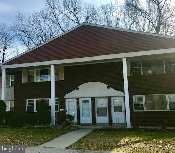 810 N FORKLANDING RD #211, Maple Shade, NJ 08052