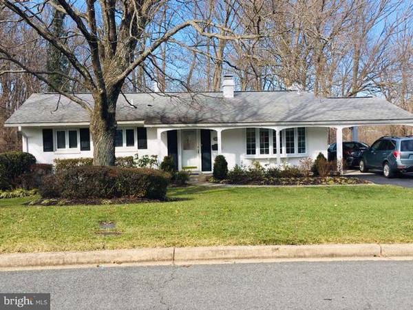 Annandale, VA 22003,6724 FERN LN