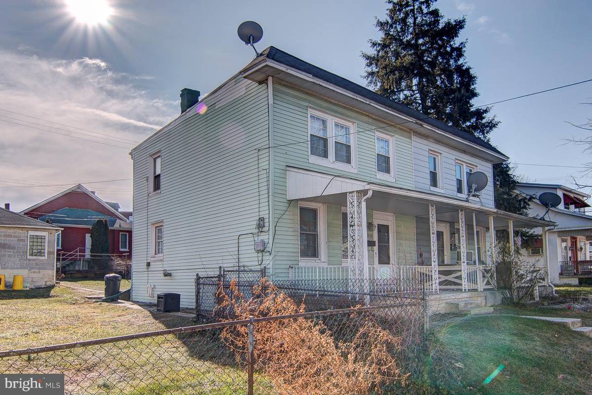 York, PA 17403,1206 E PHILADELPHIA ST