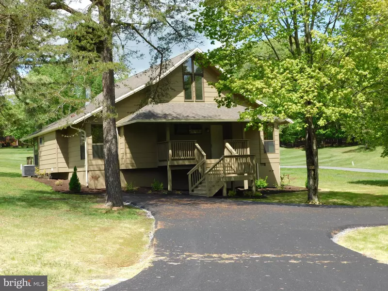 355 THE WOODS ROAD, Hedgesville, WV 25427