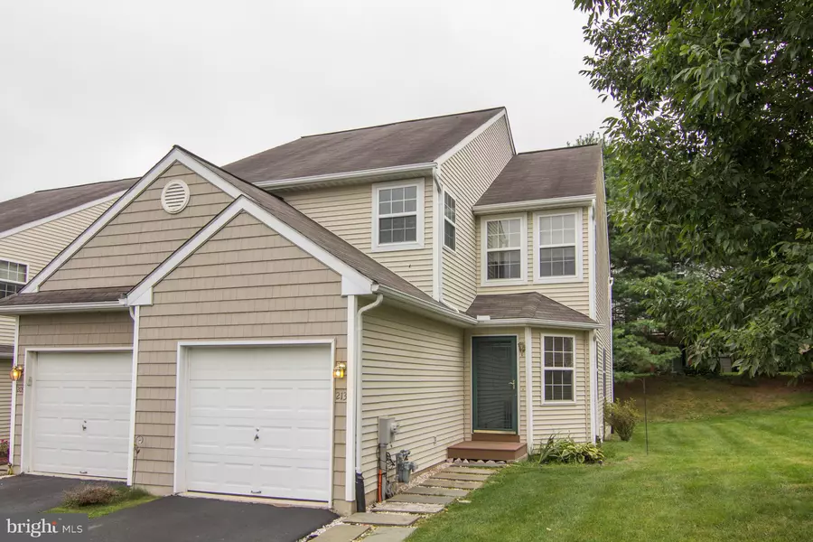 213 DANIELLE LN, Coatesville, PA 19320