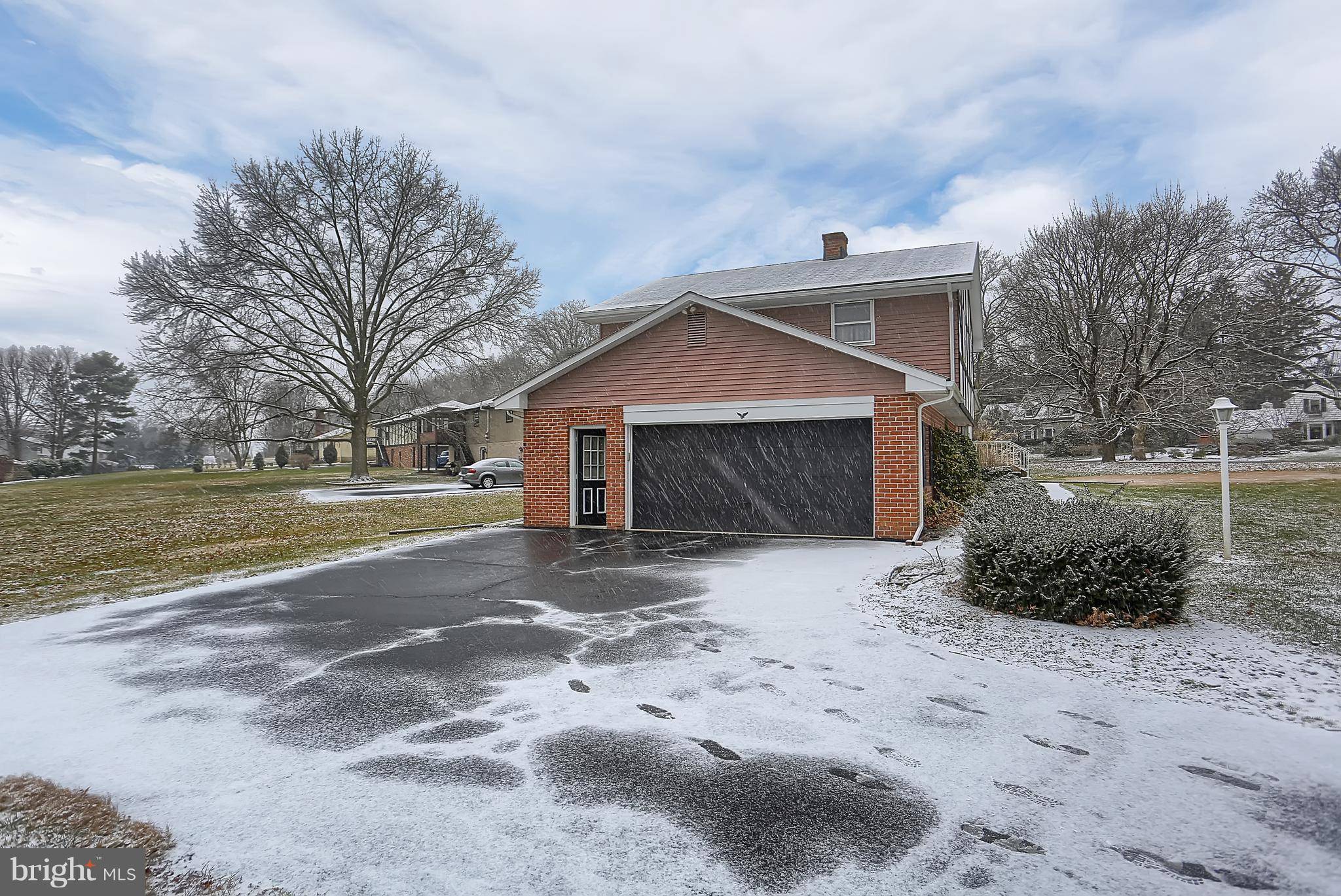 Lancaster, PA 17601,38 W ROSEVILLE RD