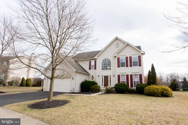 420 CREEKVIEW DR, Harleysville, PA 19438