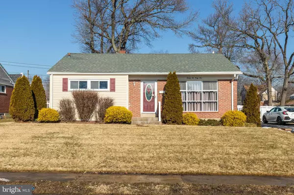 2245 THERESA AVE, Morton, PA 19070