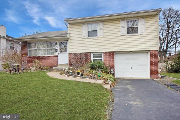 609 STEWART RD, Hatboro, PA 19040