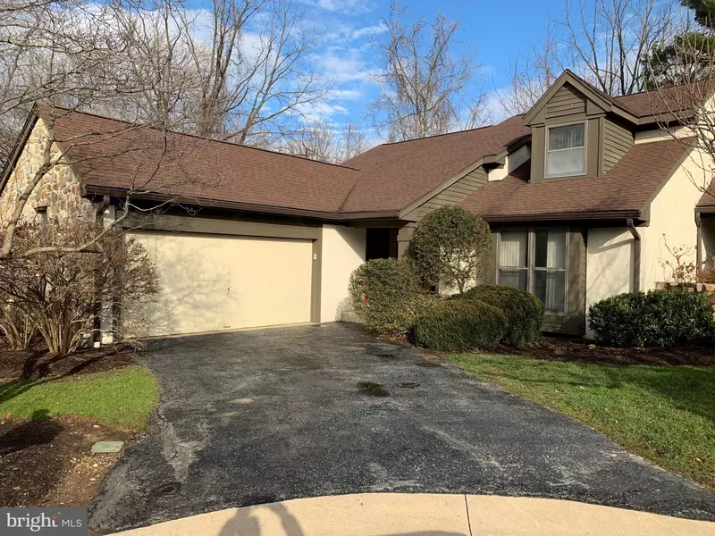 411 MILLHOUSE POND DR, Chesterbrook, PA 19087