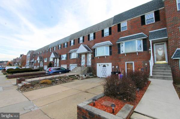 4102 CARTERET DR, Philadelphia, PA 19114