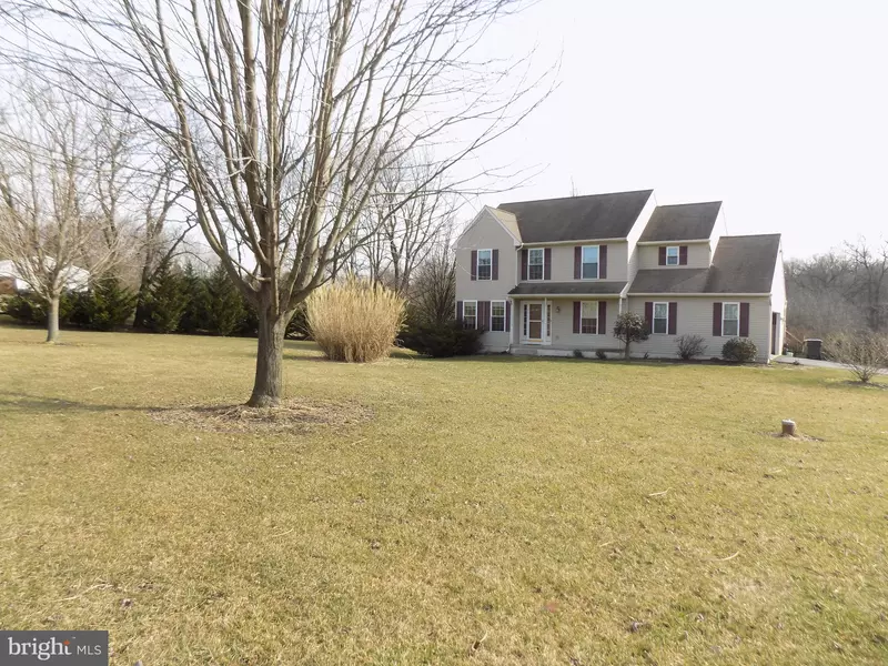 236 WATERWAY RD, Oxford, PA 19363