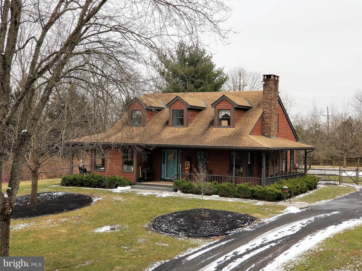 Ottsville, PA 18942,695 GEIGEL HILL RD