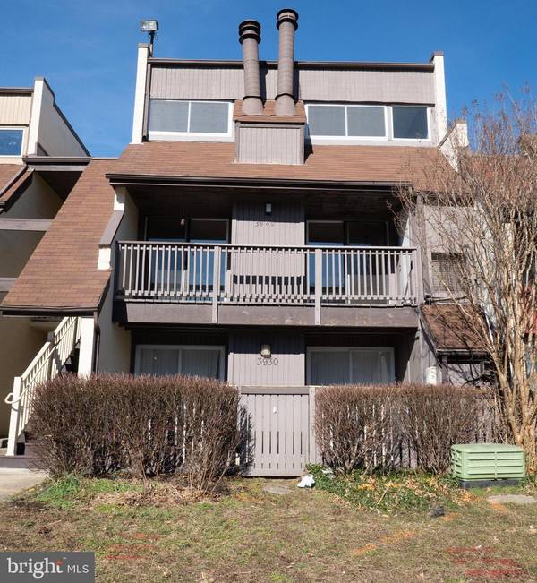 3940 WOODHUE PL #18, Alexandria, VA 22309