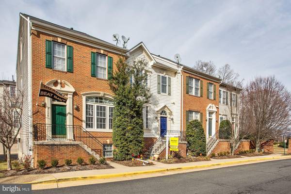 8134 SHADWELL PARK LN, Falls Church, VA 22042