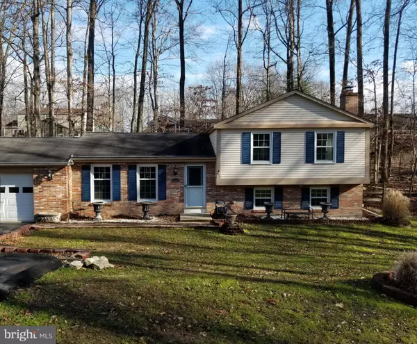 8483 FALLING LEAF RD, Springfield, VA 22153