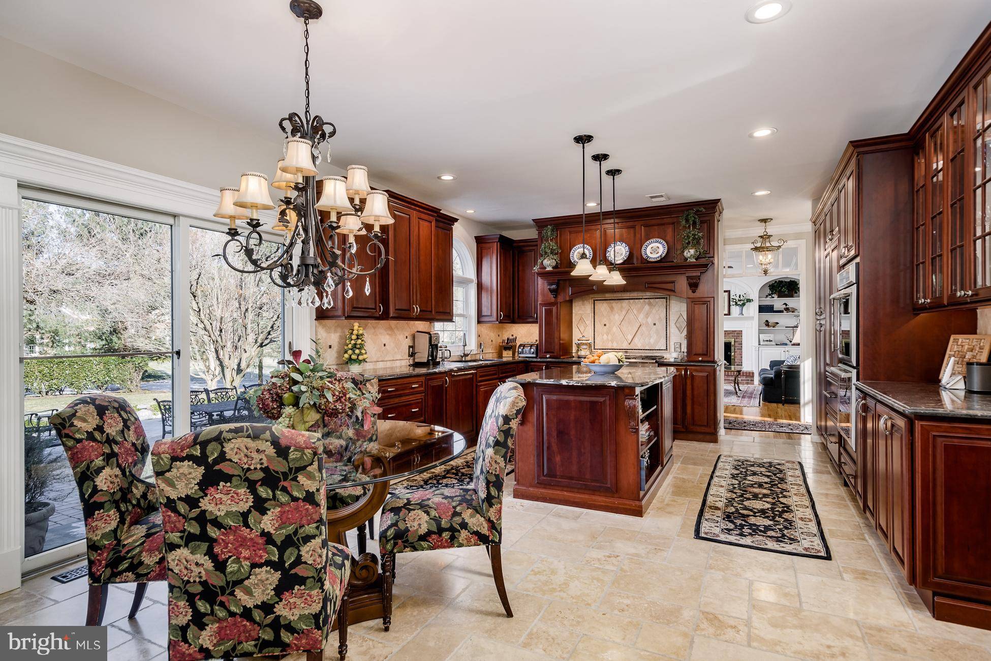 West Windsor, NJ 08550,5 CLIFFVIEW CT