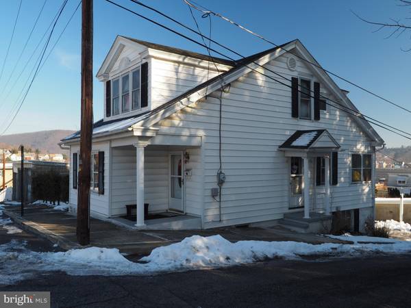 Tamaqua, PA 18252,25 S NESCOPEC ST