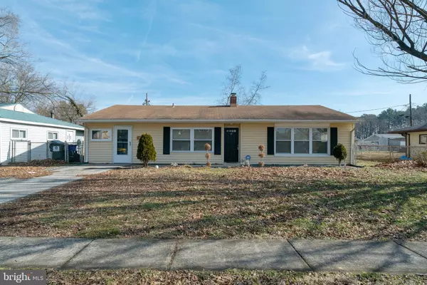 19 KULLEN DR, Newark, DE 19713