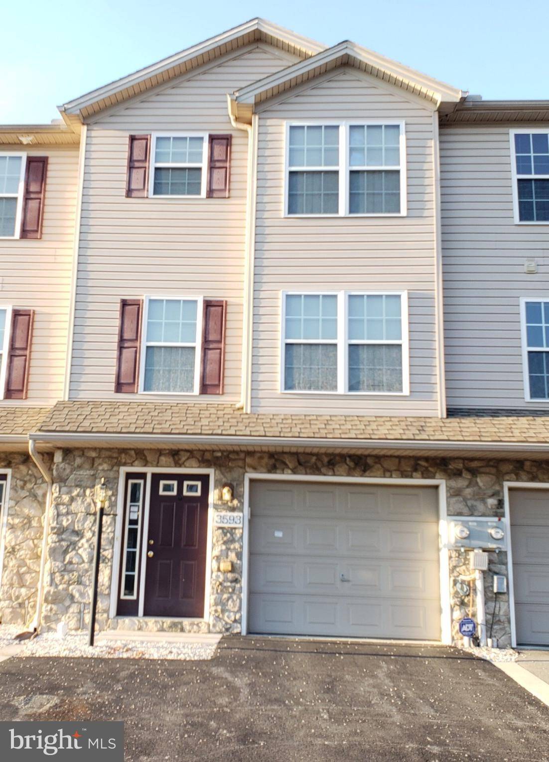 Fayetteville, PA 17222,3593 PINECREST CT