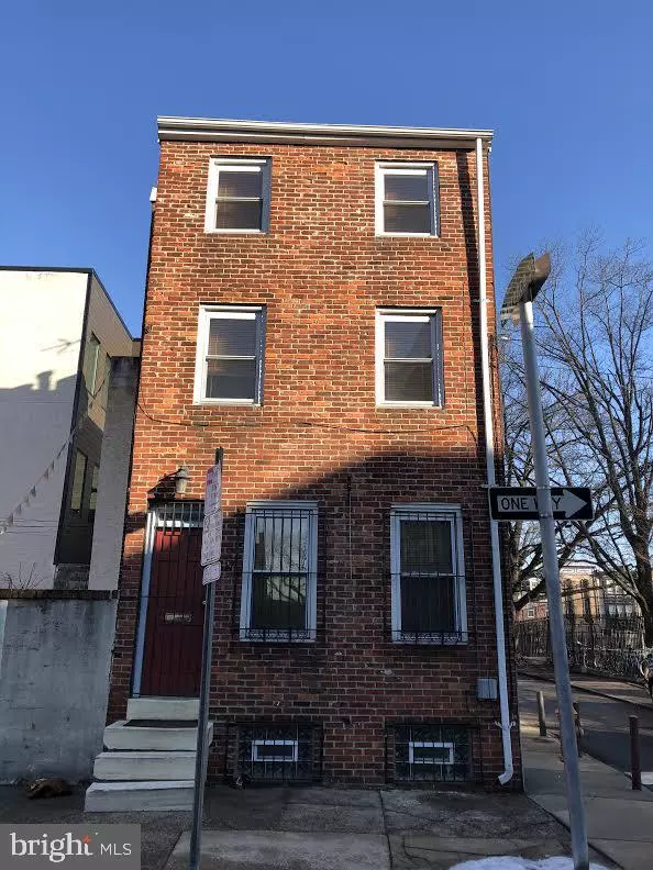 427 QUEEN ST, Philadelphia, PA 19147