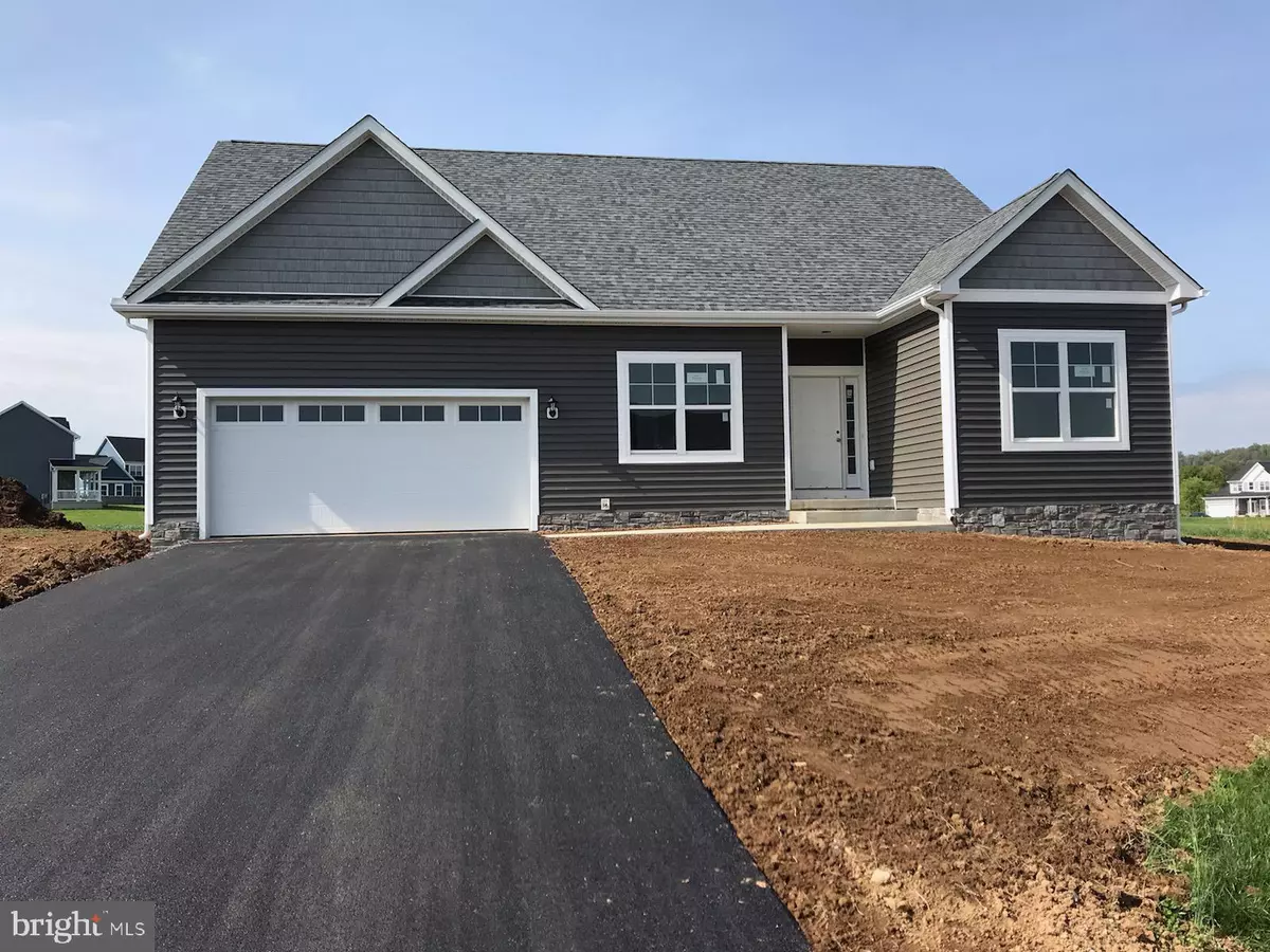 Hedgesville, WV 25427,80 HILYARD CIR