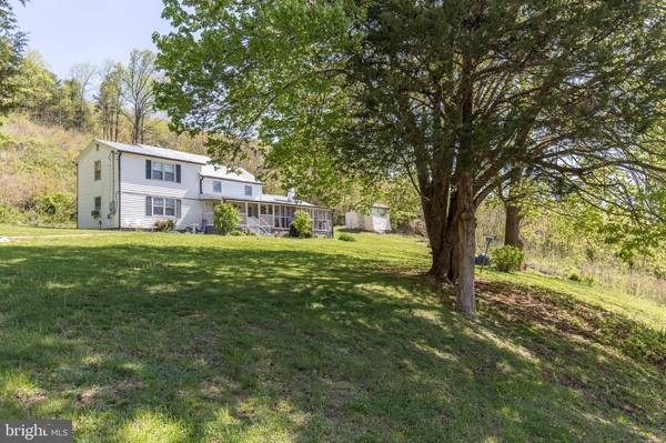 1182 SNOW MOUNTAIN RD, Stanardsville, VA 22973