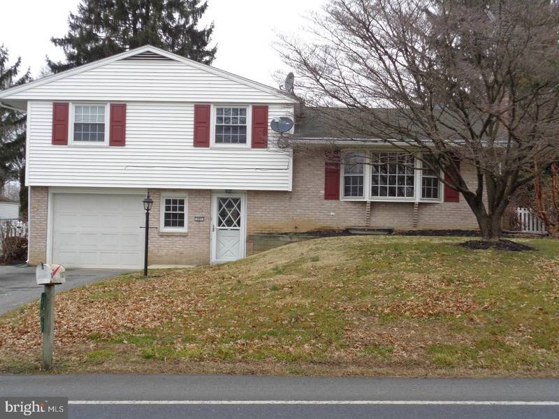 107 PENN GRANT RD, Willow Street, PA 17584