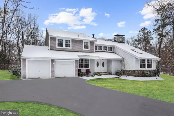 29 COUNTRY CLUB LN, Marlton, NJ 08053