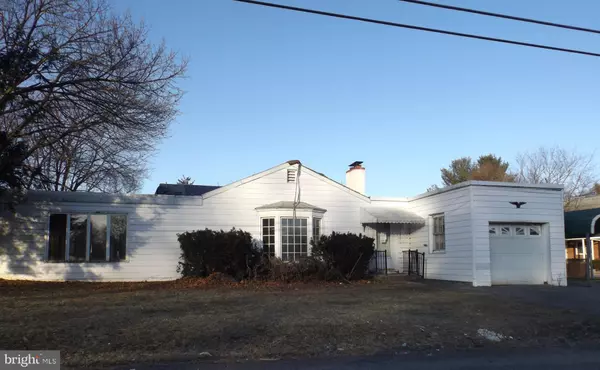 12014 SHERWOOD DR, Hagerstown, MD 21742