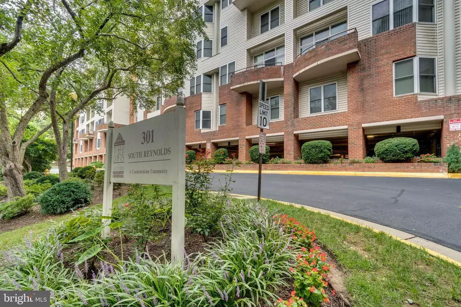 301 S REYNOLDS ST #414, Alexandria, VA 22304