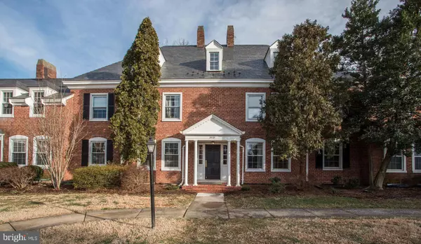 3521 S WAKEFIELD ST #A2, Arlington, VA 22206