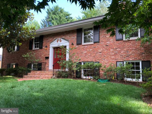 1007 POTOMAC LN, Alexandria, VA 22308