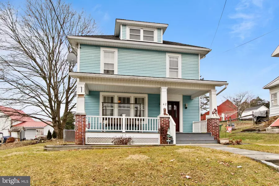 42 HIGH ST, Felton, PA 17322