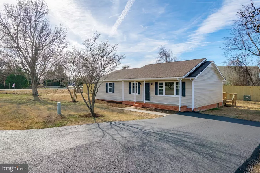 1 JUNIPER CT, Fredericksburg, VA 22408