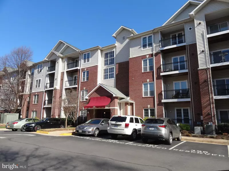 1591 SPRING GATE DR #3310, Mclean, VA 22102