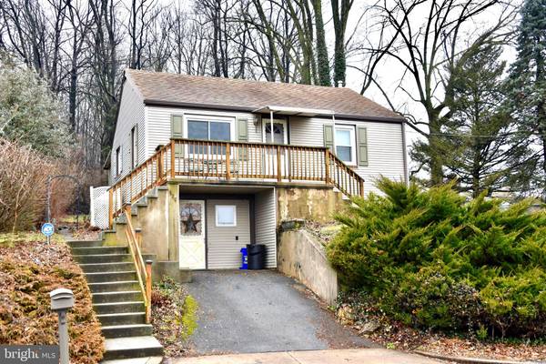 526 SUMMIT AVE, Shillington, PA 19607