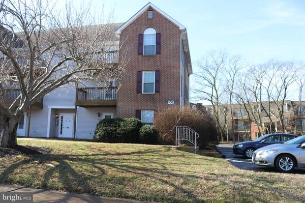 102 N CAROLINE PL #104, Dover, DE 19904