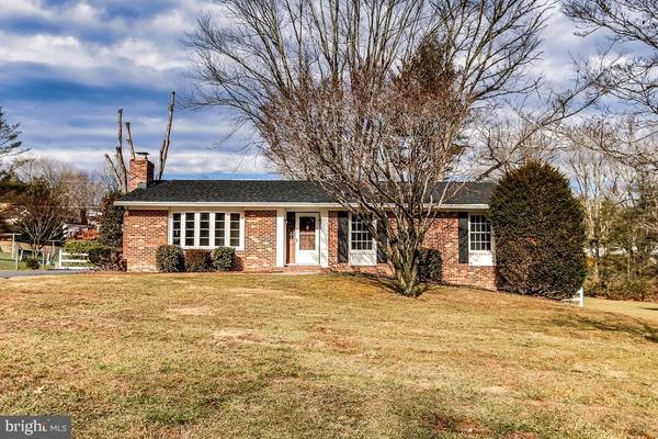 6833 AUTUMN VIEW DR, Sykesville, MD 21784