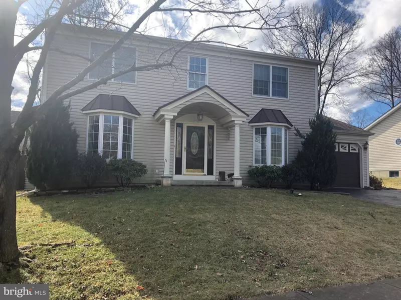 5856 CRICKET LN, Bensalem, PA 19020