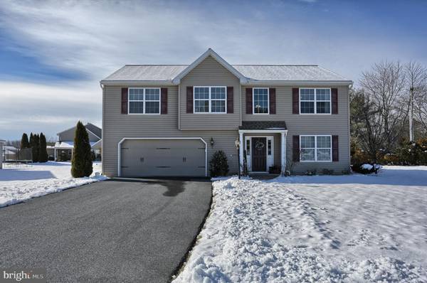 45 CHESTNUT HOLLOW DR, Dillsburg, PA 17019