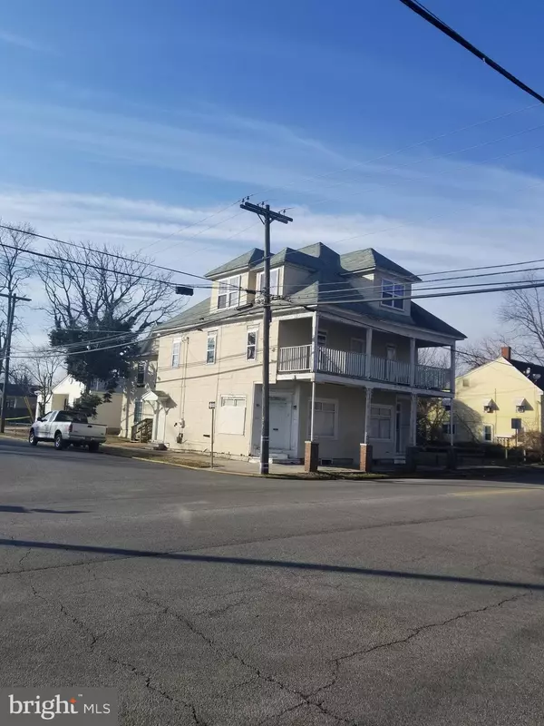 200 N FRONT ST, Seaford, DE 19973