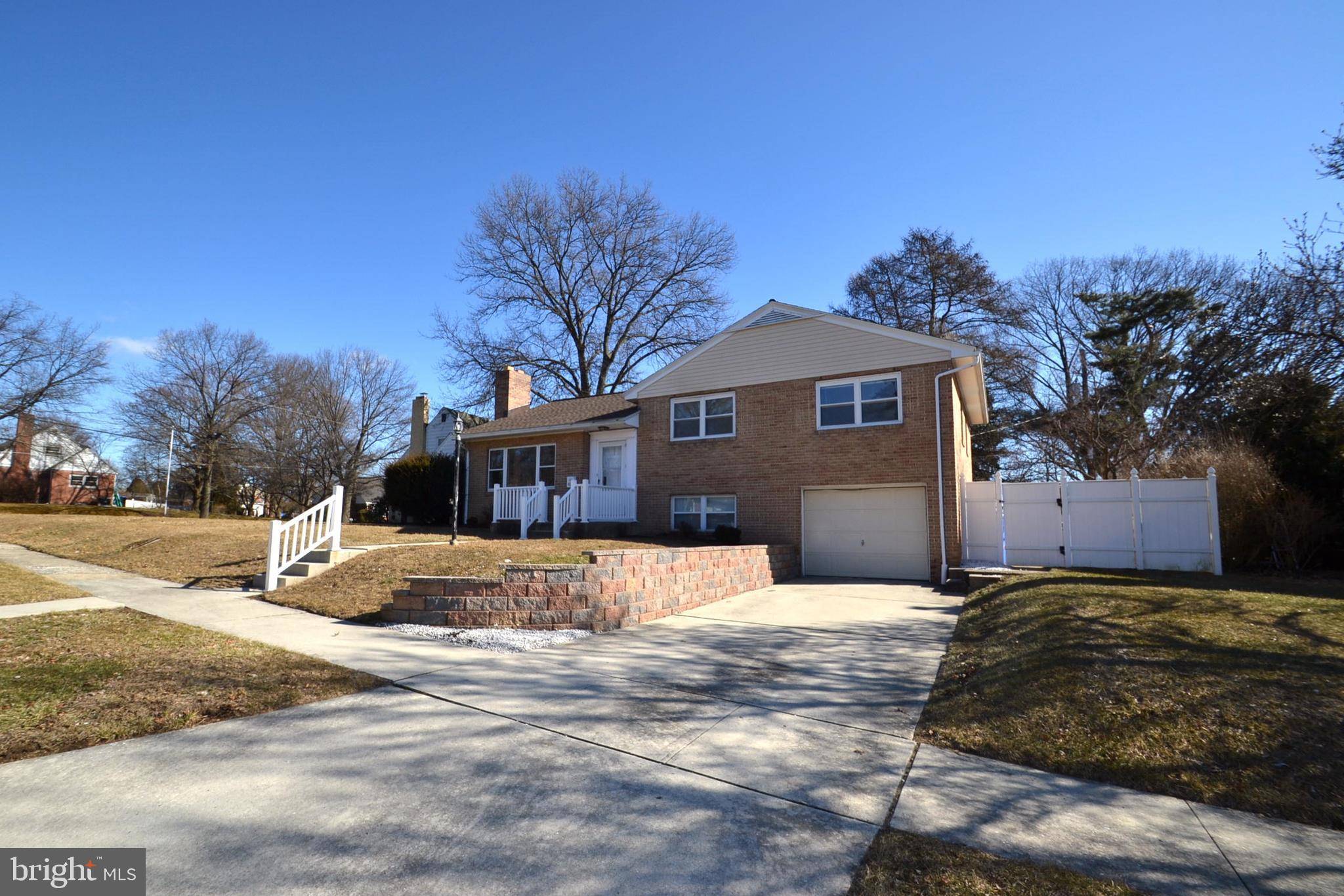 Harrisburg, PA 17111,451 BONNYMEAD AVE
