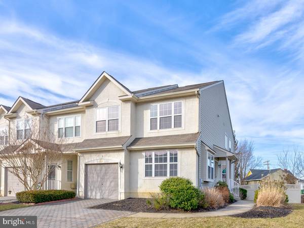 36 HERON POINTE COURT, Marlton, NJ 08053